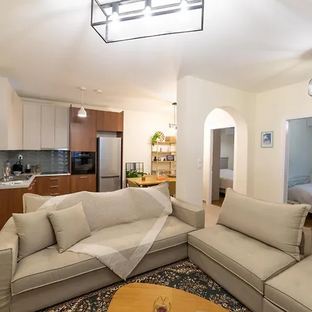 Kariatides Apartment